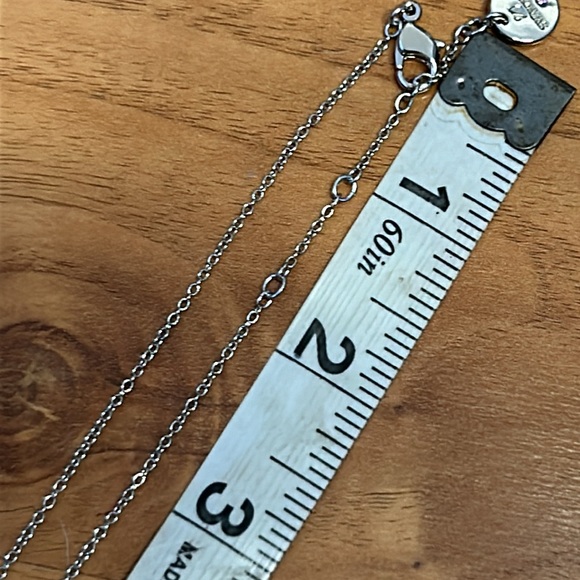 Swarovski x Sanrio Hello Kitty Rhinestone Head Necklace - Picture 7 of 11